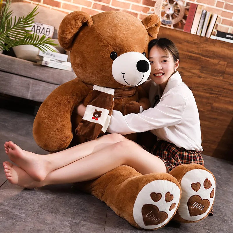 Ours en Peluche avec Écharpe – Jouet Doux pour Enfants, Bébés & Cadeaux